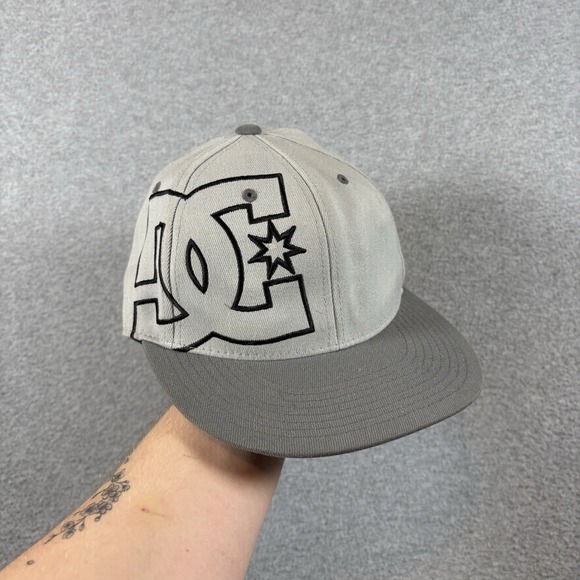 DC Shoes Other - DC Shoes Hat Cap 210 Fitted Flexfit Grey Big Logo Skater Y2K S/M 6 7/8-7 1/4